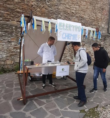 Chemie a další přírodní vědy na Slezskoostravském hradě