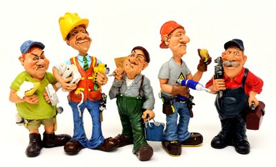 Hledáme zaměstnance na pozici Správce hřiště, dělník čištění města s elektro/motorovým nářadím 
