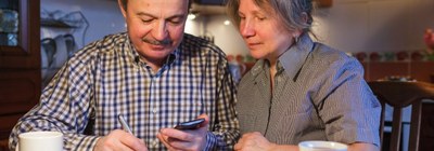 STÁT POMÁHÁ LIDEM S ÚHRADOU NÁKLADŮ NA BYDLENÍ: PŘEHLED DÁVEK A KONTAKTY